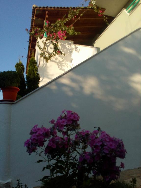 Baci Apartments Εξαμίλιο Εξωτερικό φωτογραφία